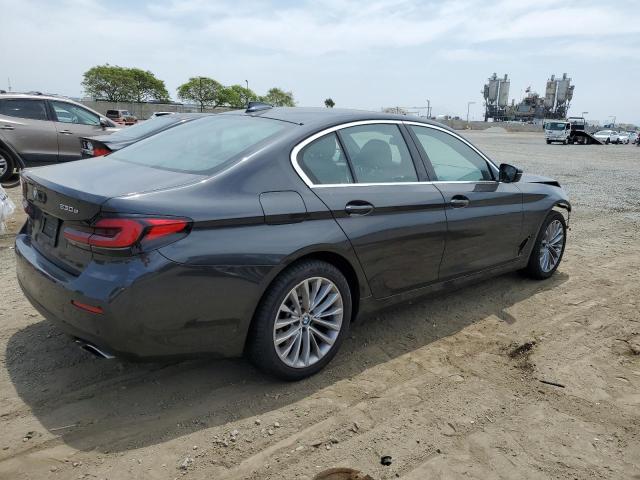 VIN WBA13AG07MCG84573 2021 BMW 5 Series, 530E no.3