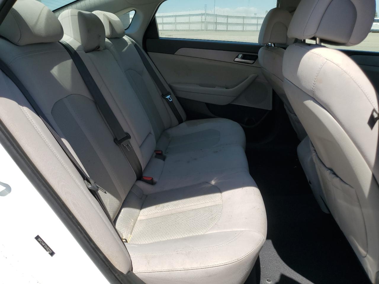 5NPE24AF1GH392283 2016 Hyundai Sonata Se