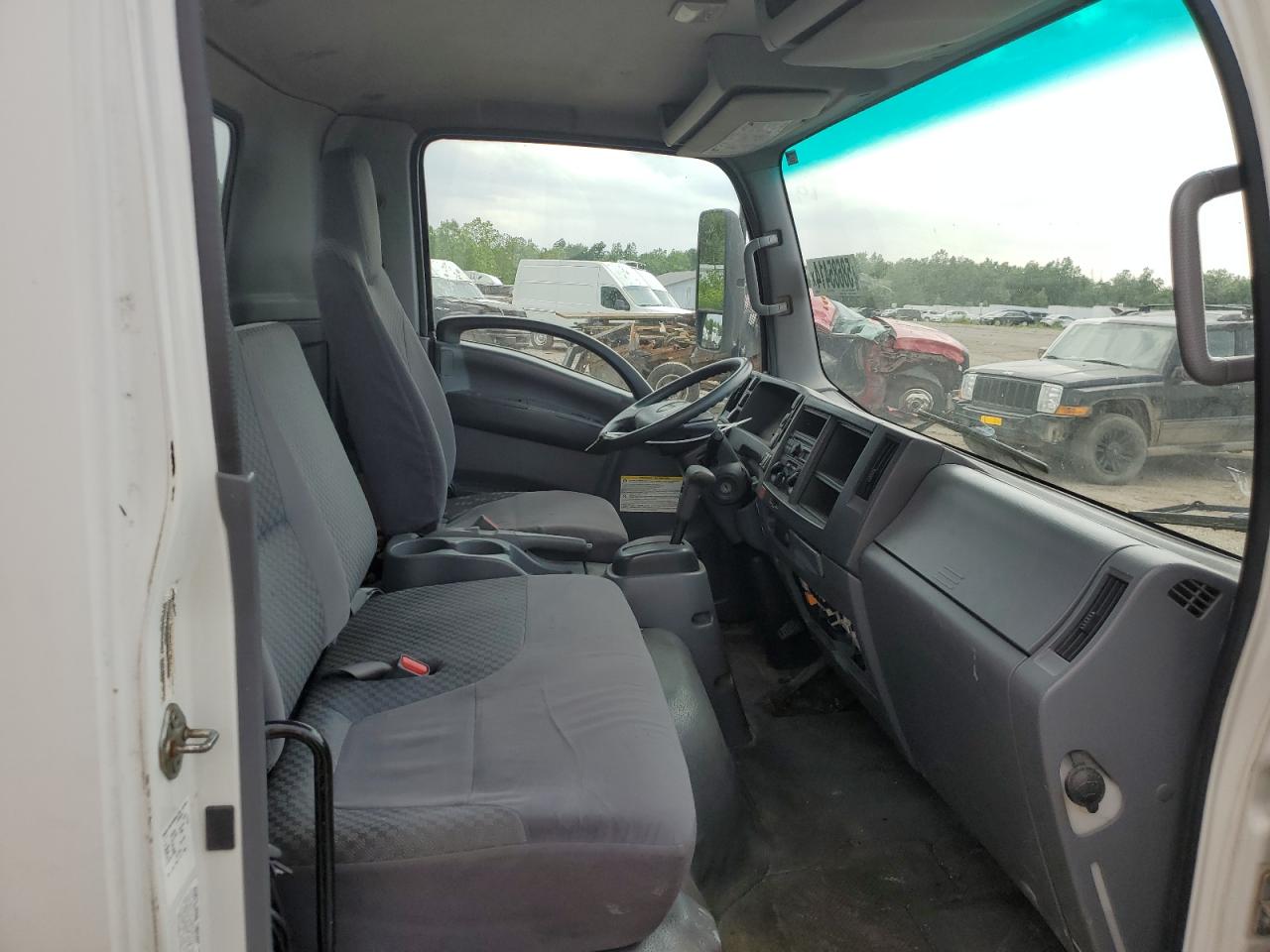 JALC4W162B7003661 2011 Isuzu Npr