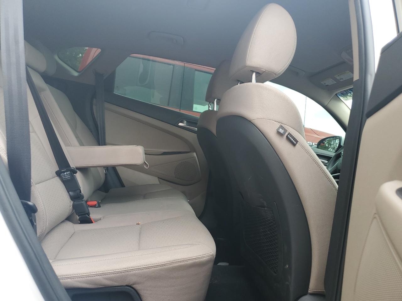 KM8J23A49KU048945 2019 Hyundai Tucson Se