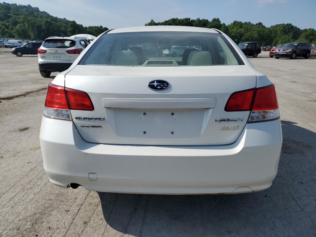 4S3BMBA68B3258490 2011 Subaru Legacy 2.5I