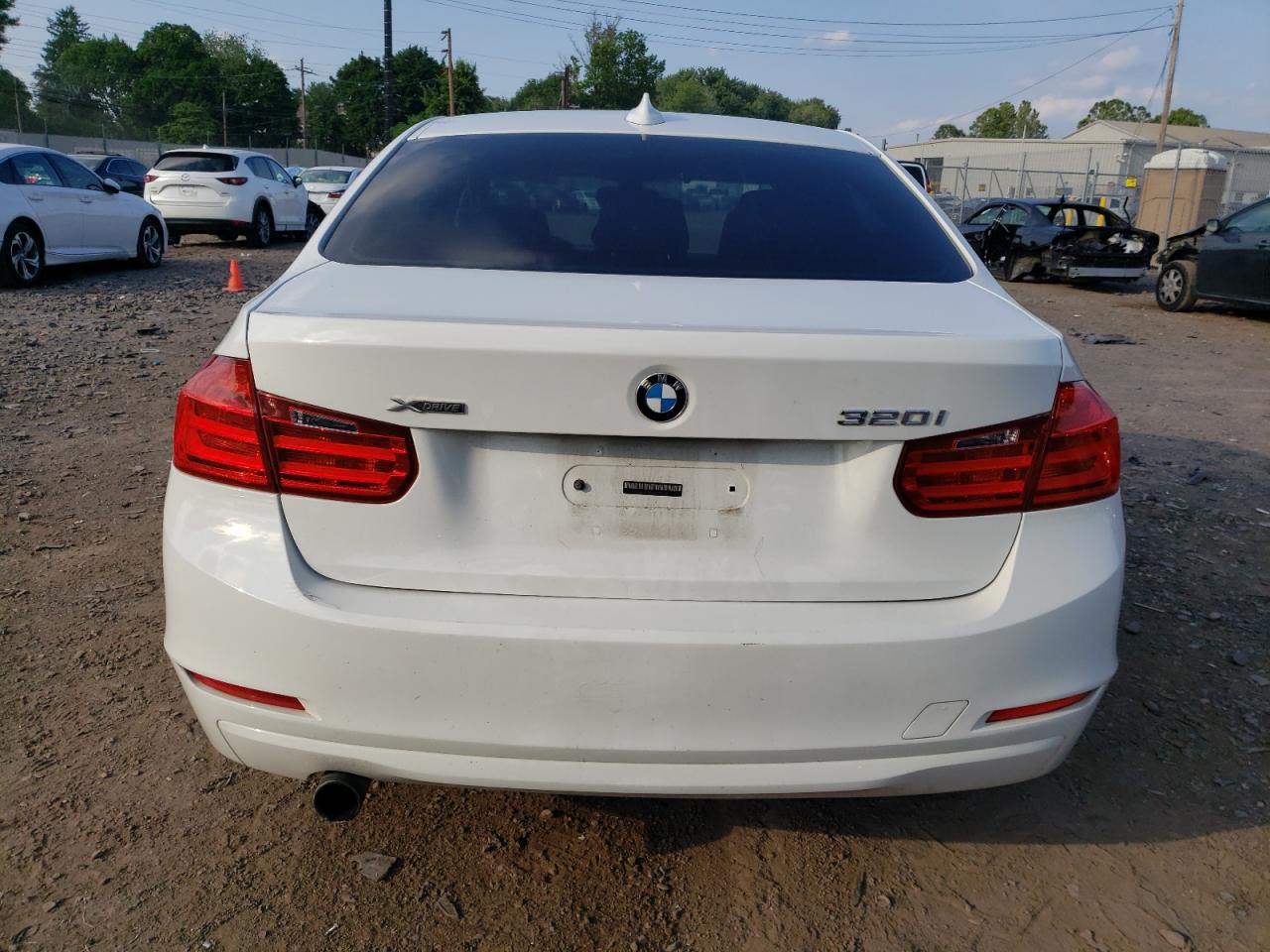 WBA3C3G51ENS67338 2014 BMW 320 I xDrive