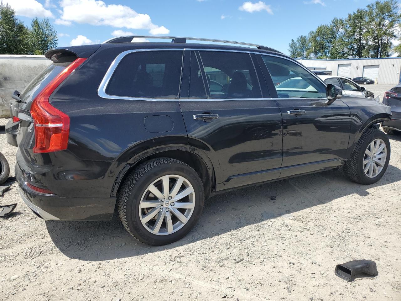 YV4A22PK6H1141823 2017 Volvo Xc90 T6