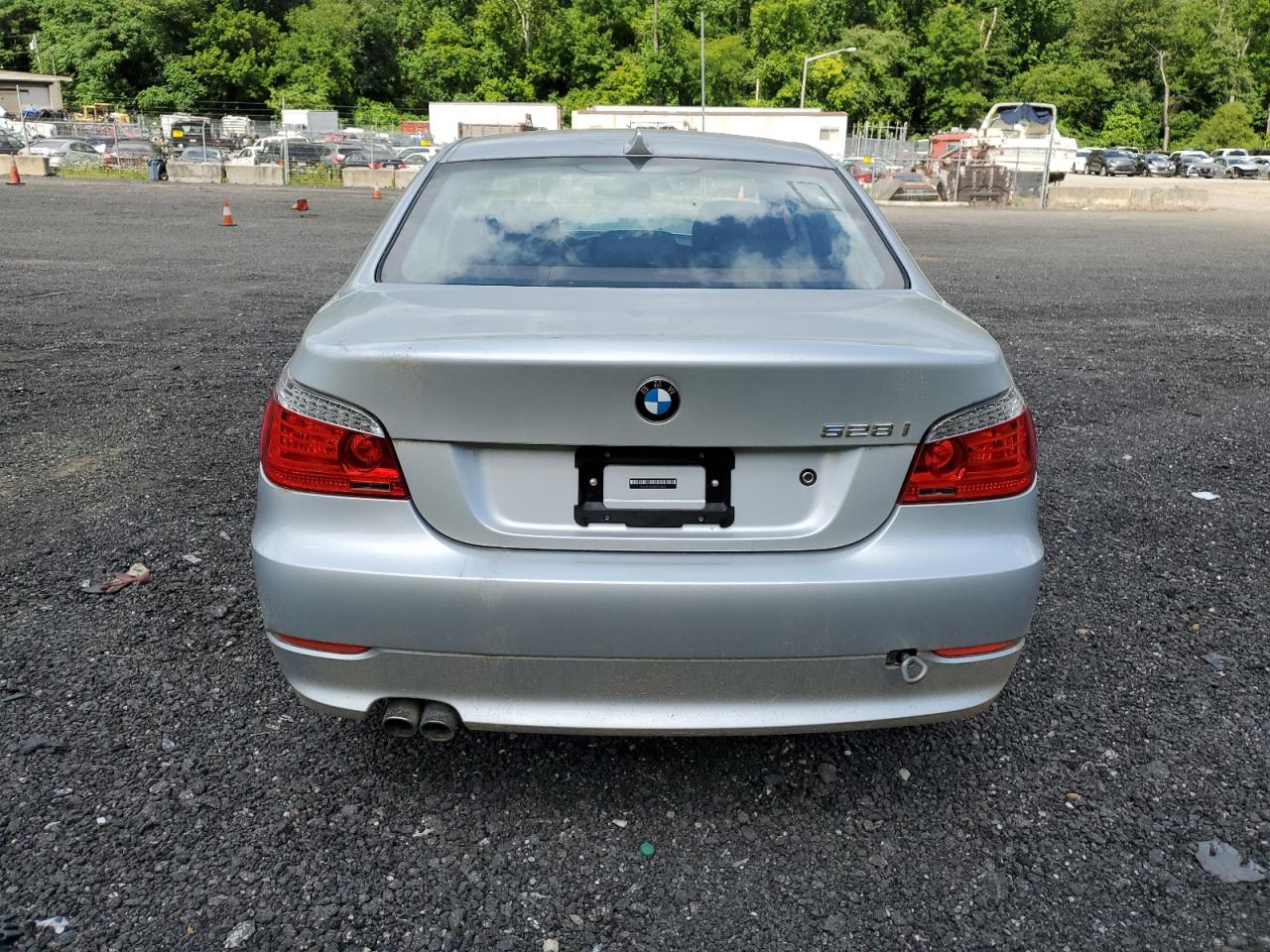 WBANU53538CT13629 2008 BMW 528 I