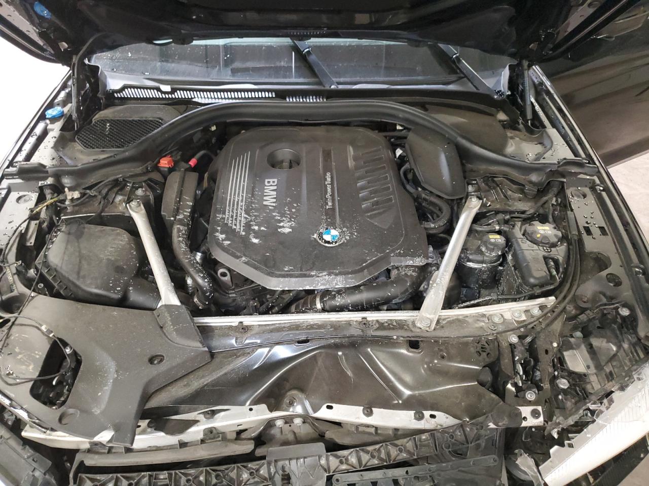 WBAJE7C58KWW13583 2019 BMW 540 Xi