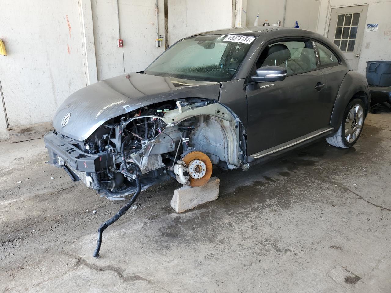 3VWJ17AT9HM616059 VOLKSWAGEN BEETLE SE 2017