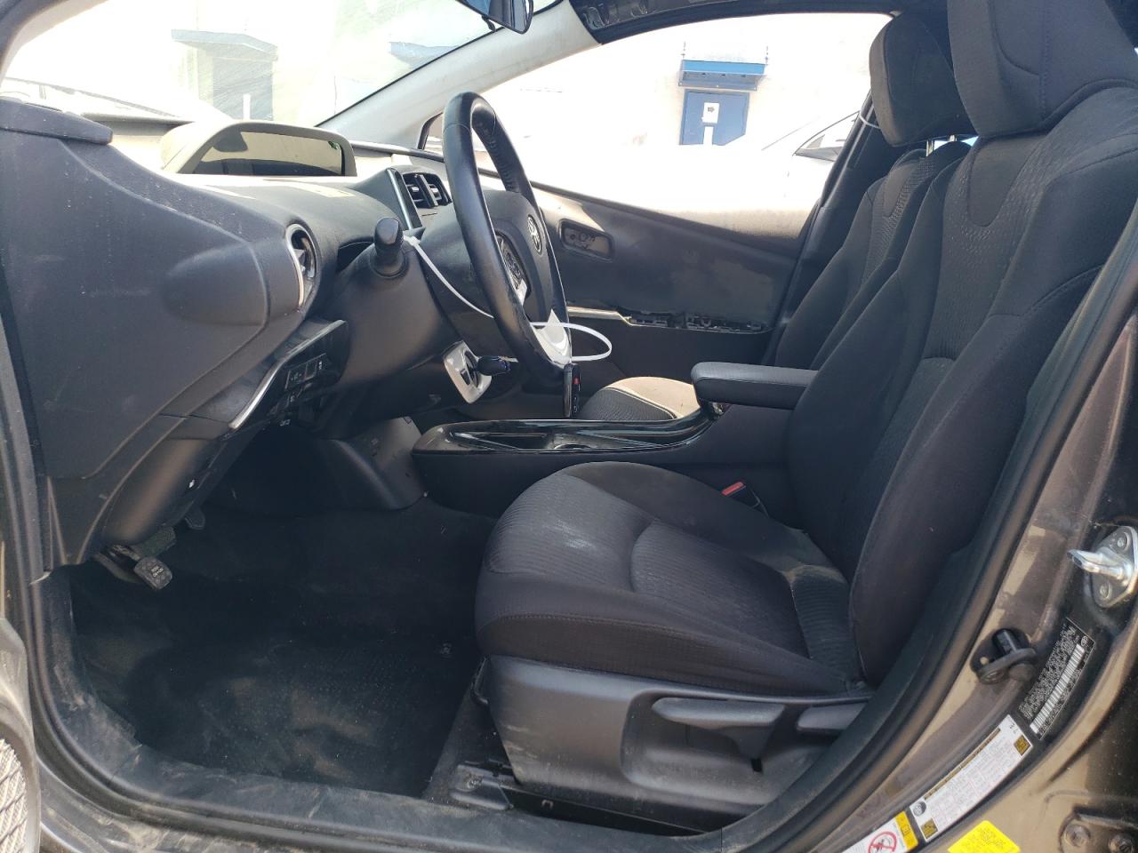 JTDKARFP9H3066281 2017 Toyota Prius Prime