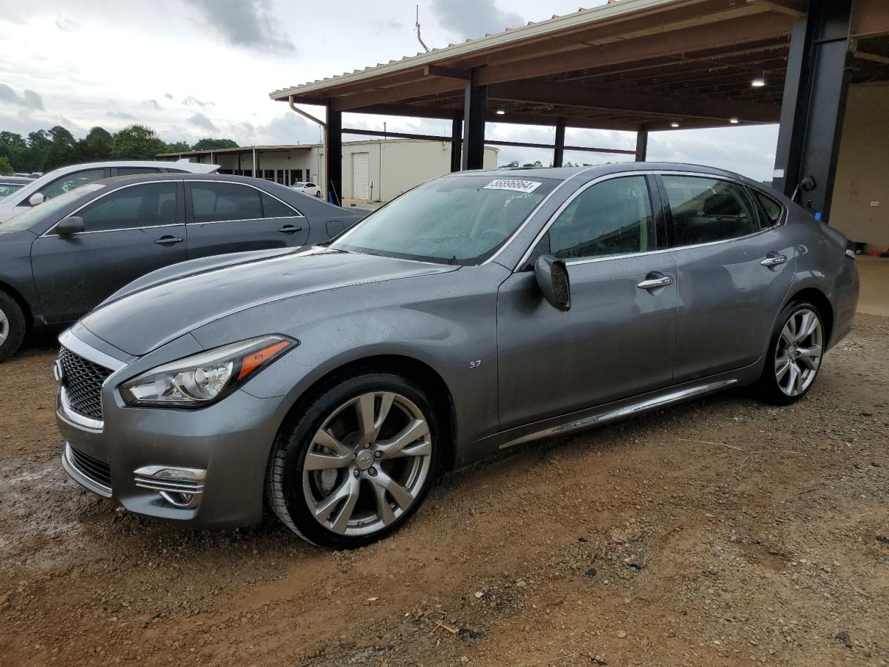 Infiniti Q70L 2018 