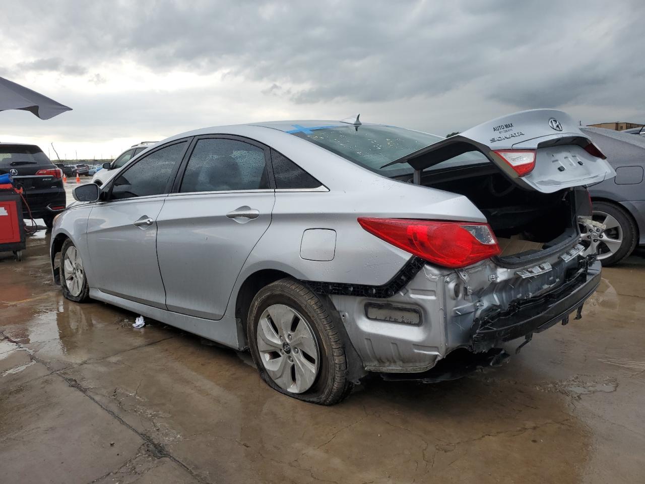 2014 Hyundai Sonata Gls vin: 5NPEB4AC3EH819725