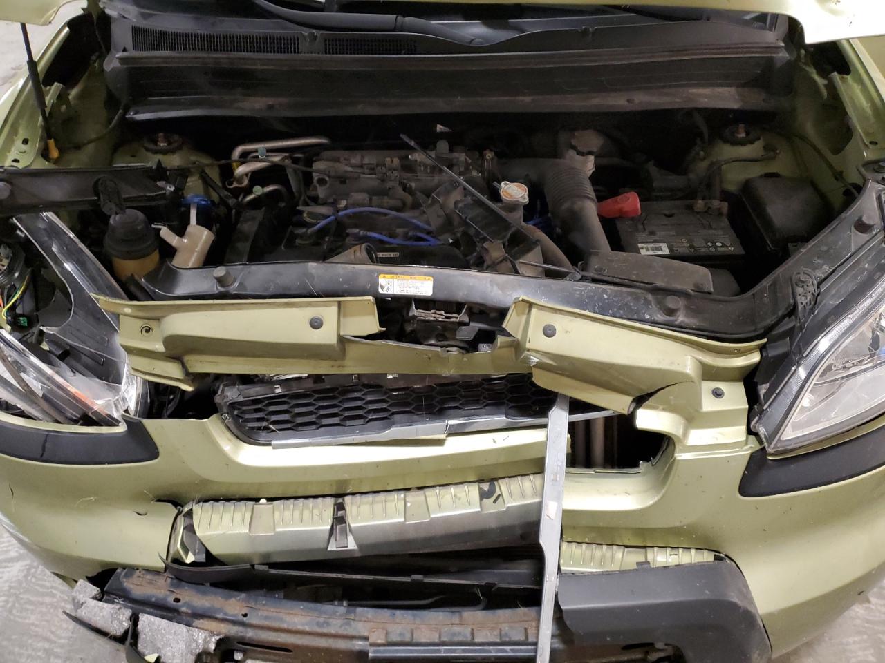 KNDJT2A21B7310305 2011 Kia Soul +