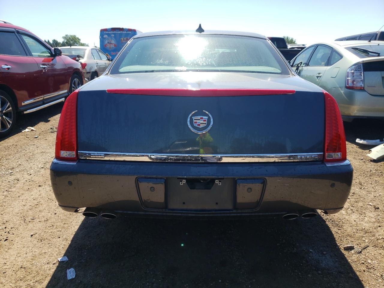 1G6KH5EY4AU133693 2010 Cadillac Dts Premium Collection