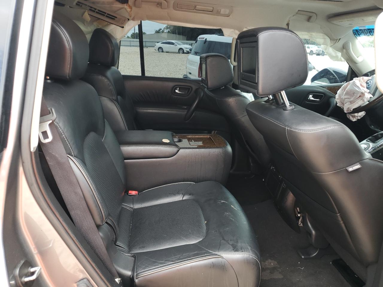 JN8AZ2NFXG9610842 2016 Infiniti Qx80