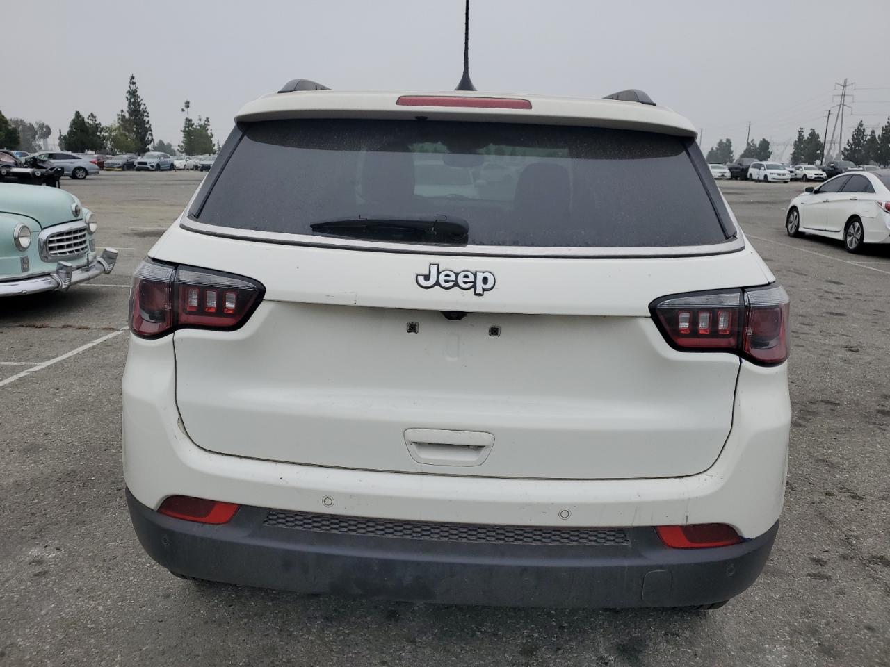 3C4NJDBB8LT192591 2020 Jeep Compass Latitude