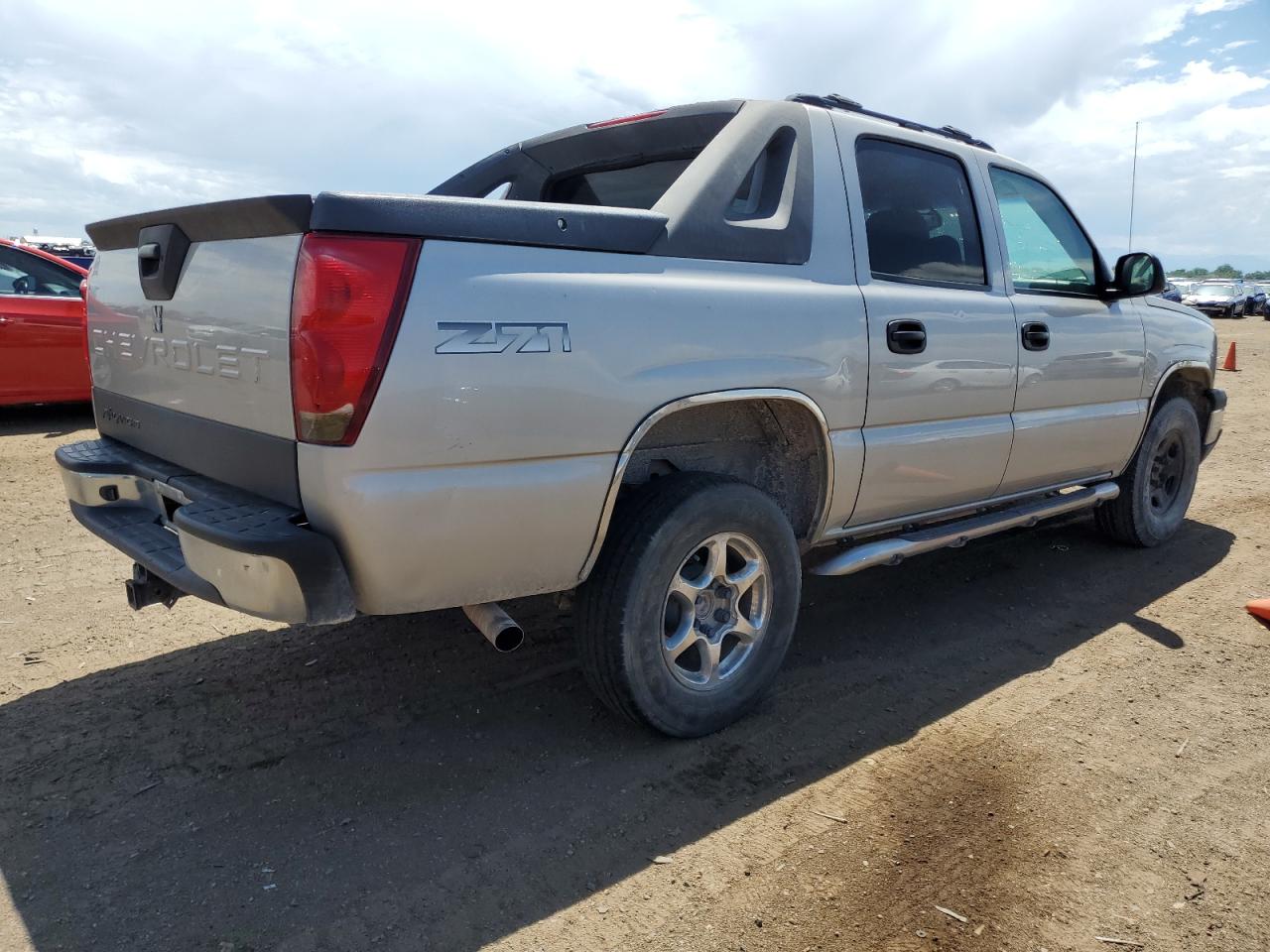 3GNEK12TX4G239724 2004 Chevrolet Avalanche K1500