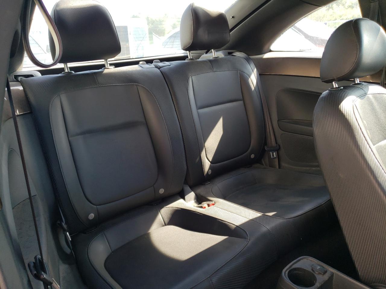 3VWHX7ATXCM654518 2012 Volkswagen Beetle