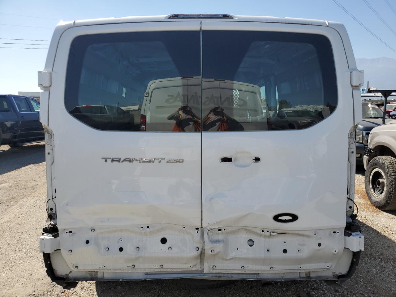 1FTYR1ZM0KKB01521 2019 Ford Transit T-250