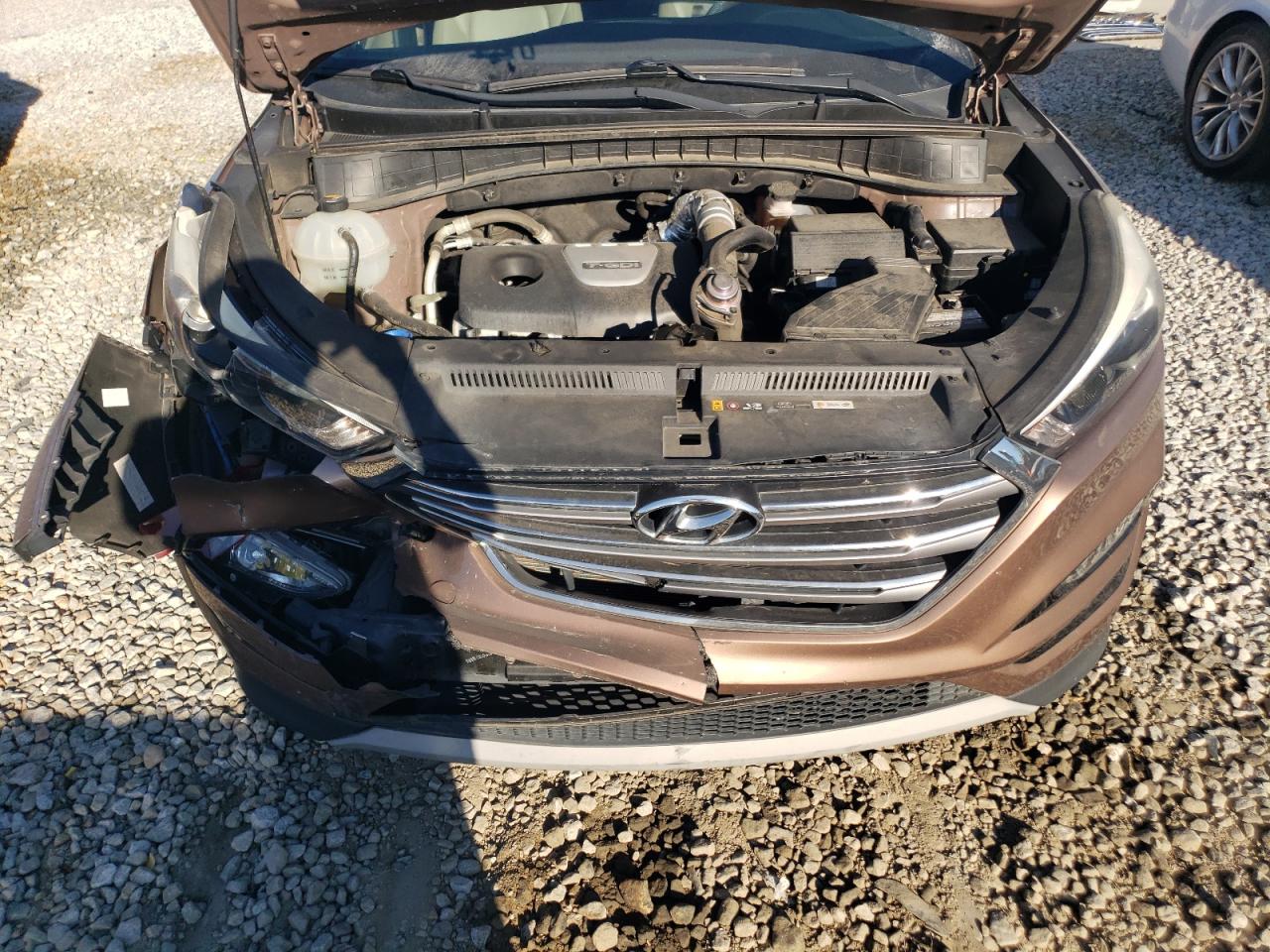 KM8J33A23HU324041 2017 Hyundai Tucson Limited