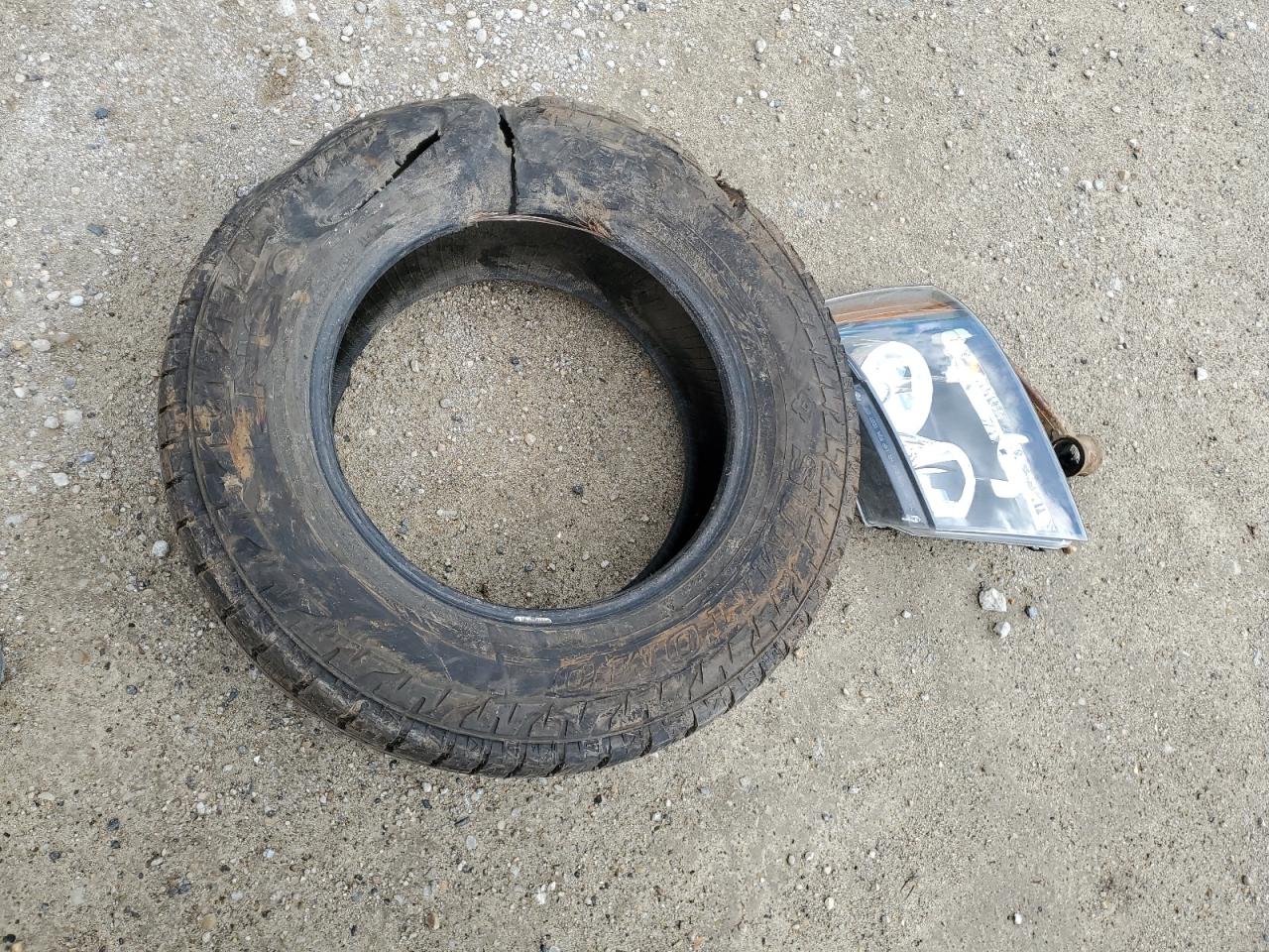 1GNUKBE00AR273816 2010 Chevrolet Tahoe K1500 Lt