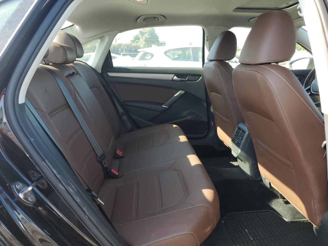 1VWSA7A38MC008923 2021 Volkswagen Passat Se