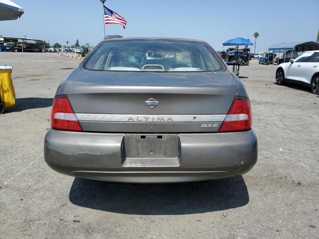 1N4DL01D8YC210114 2000 Nissan Altima Xe