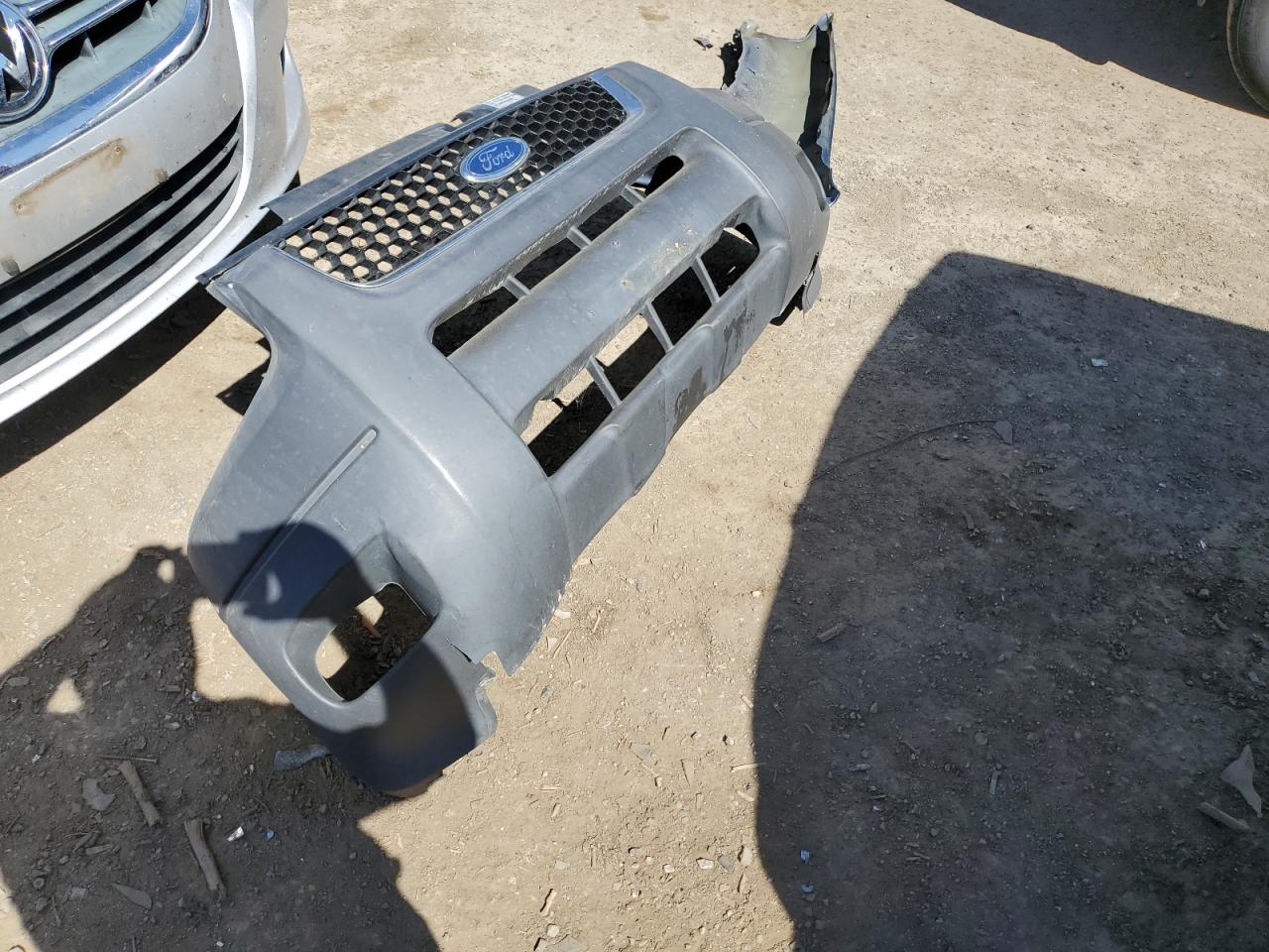 1FMYU04131KE72138 2001 Ford Escape Xlt