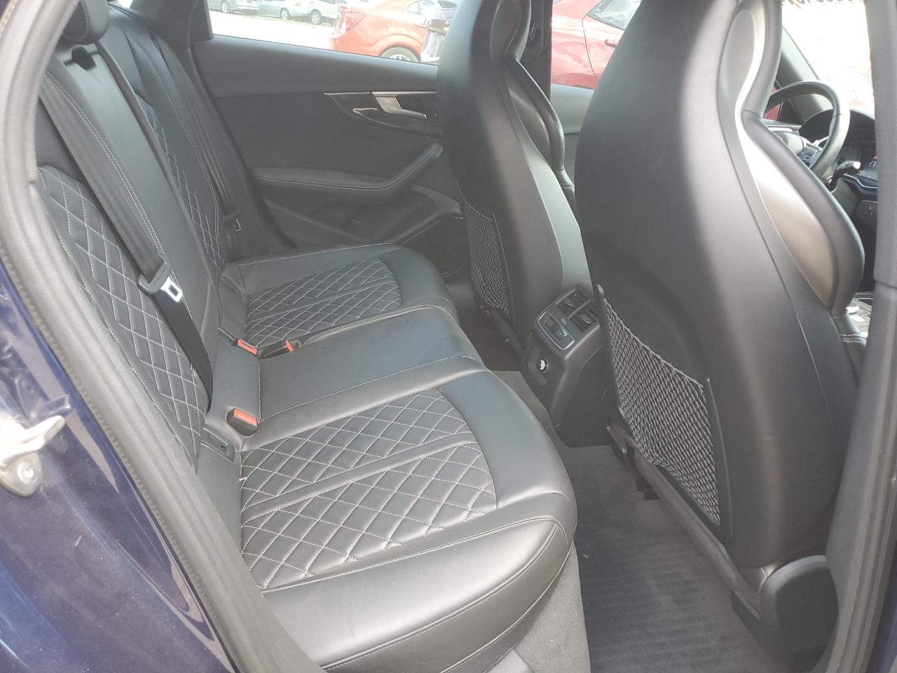 WAUB4AF49JA003372 2018 Audi S4 Premium Plus