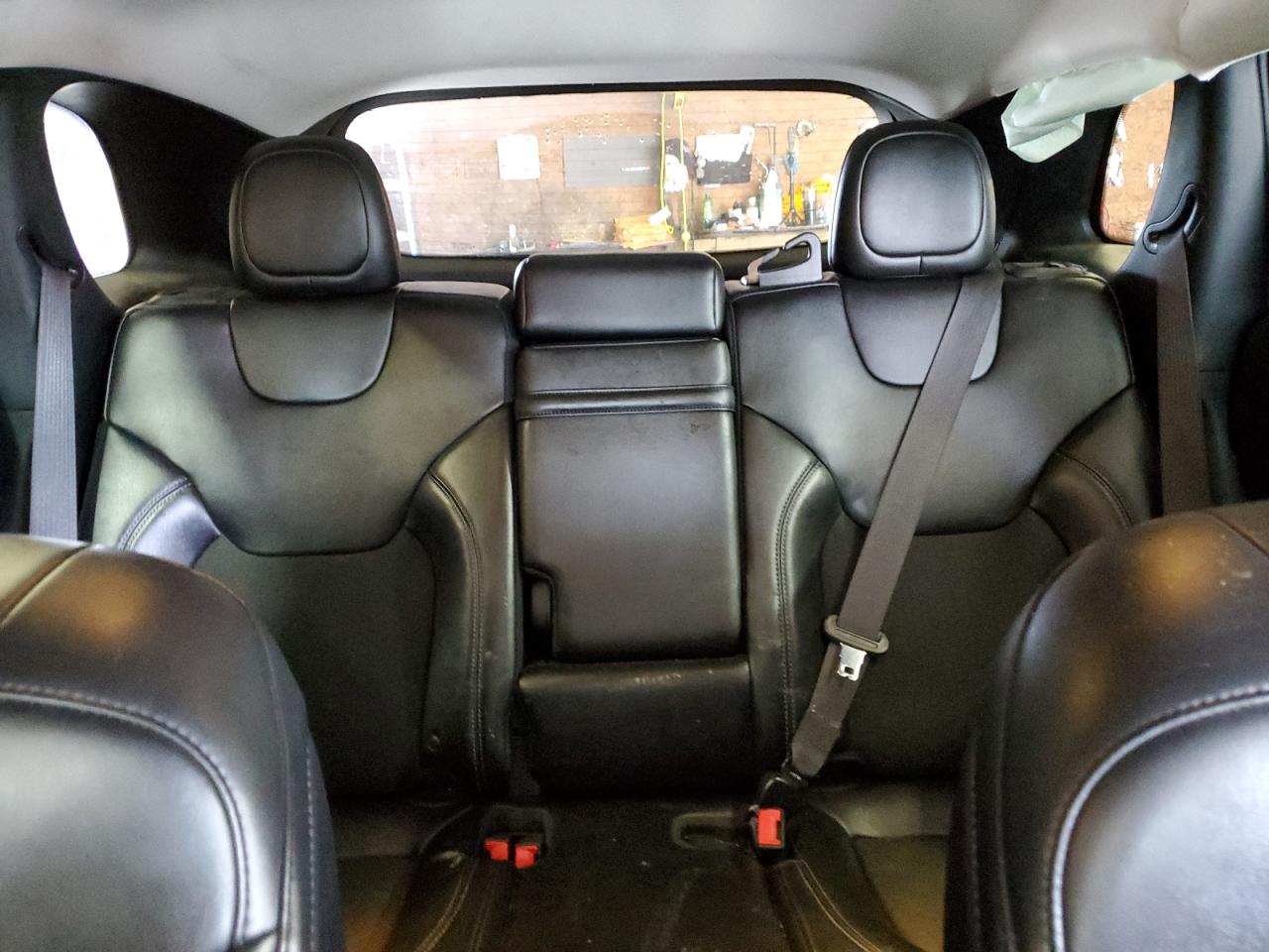 1C4PJMLX0KD224232 2019 Jeep Cherokee Latitude Plus