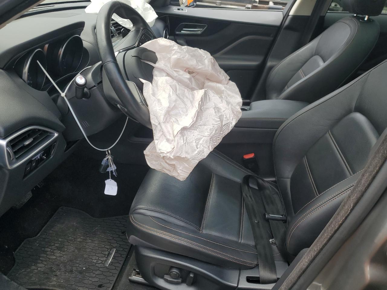 SADCK2FX1JA320290 2018 Jaguar F-Pace Prestige