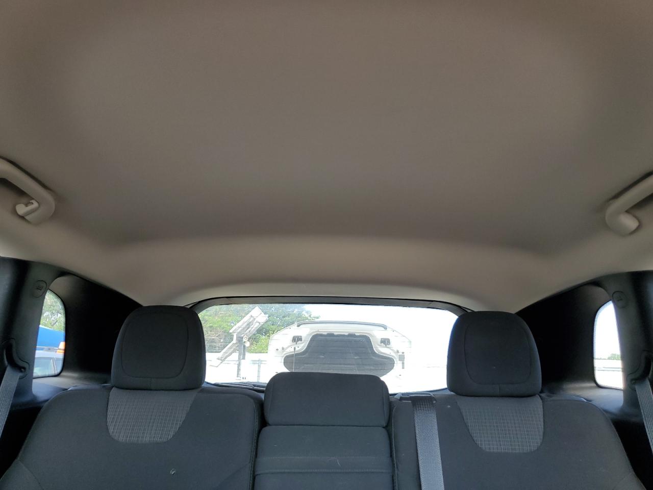 1C4PJMCB1HW645085 2017 Jeep Cherokee Latitude