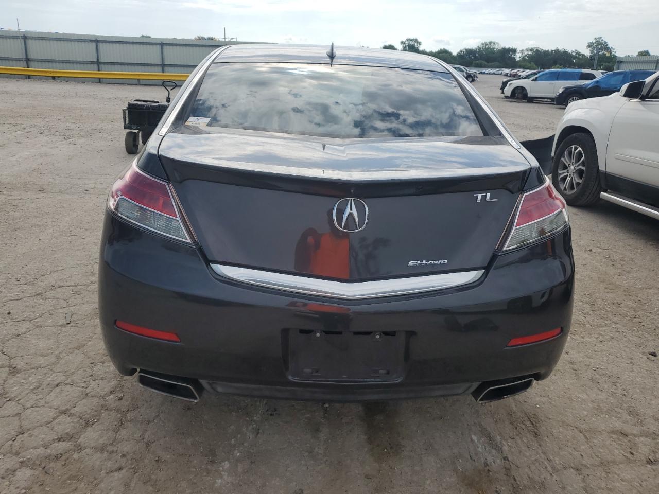 19UUA9F51DA005246 2013 Acura Tl Tech