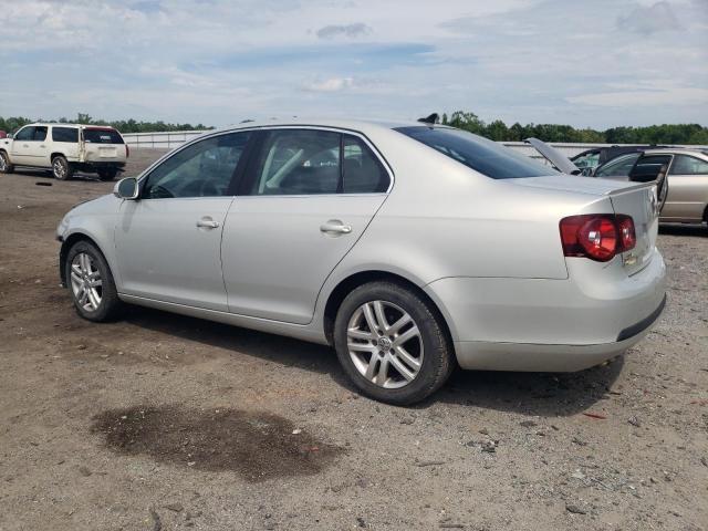 2010 Volkswagen Jetta Tdi VIN: 3VWRL7AJ0AM061102 Lot: 57914584