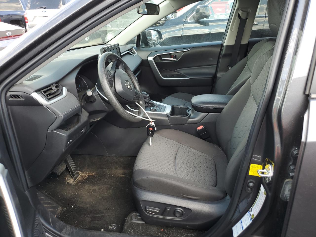 2T3RWRFVXNW133672 2022 Toyota Rav4 Xle