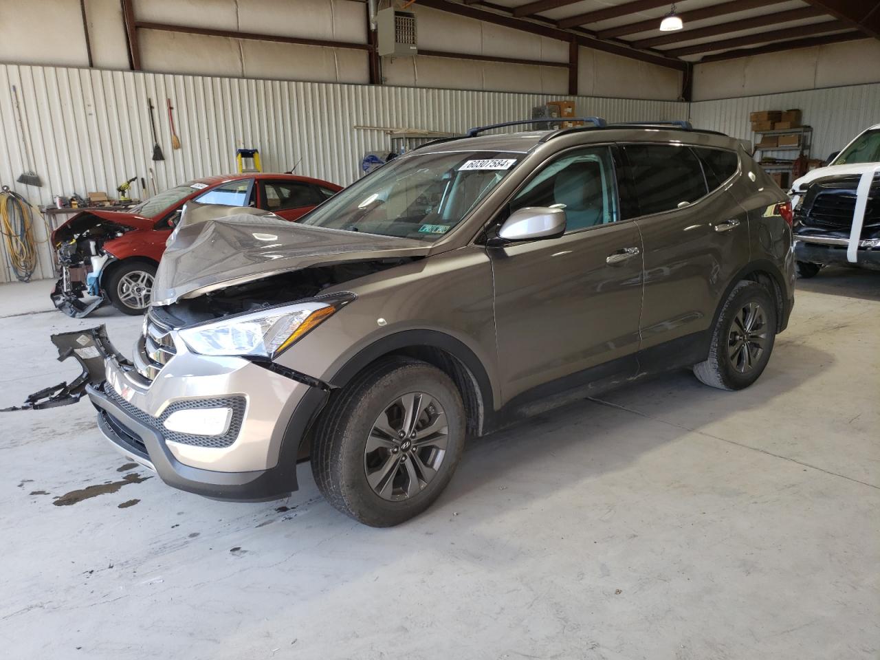 2016 Hyundai Santa Fe Sport vin: 5XYZUDLB5GG332181