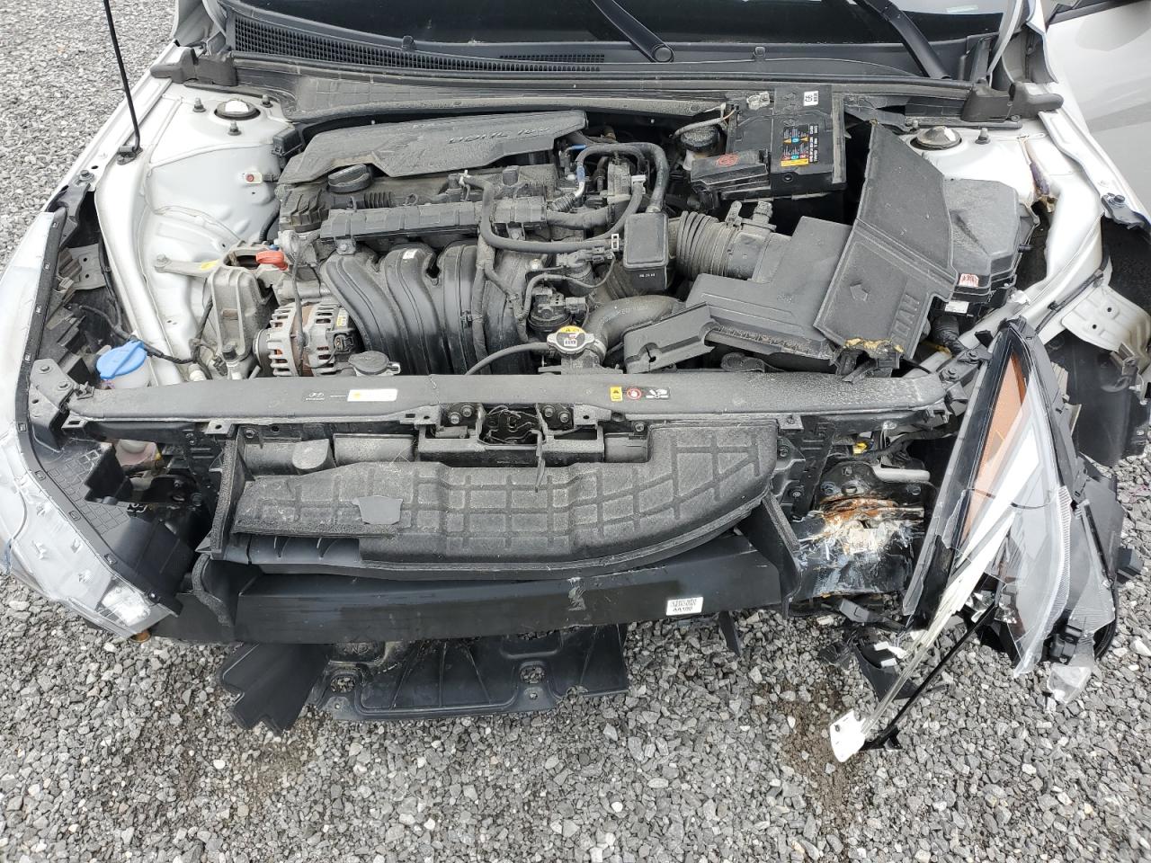 KMHLM4AG8NU350864 2022 Hyundai Elantra Sel