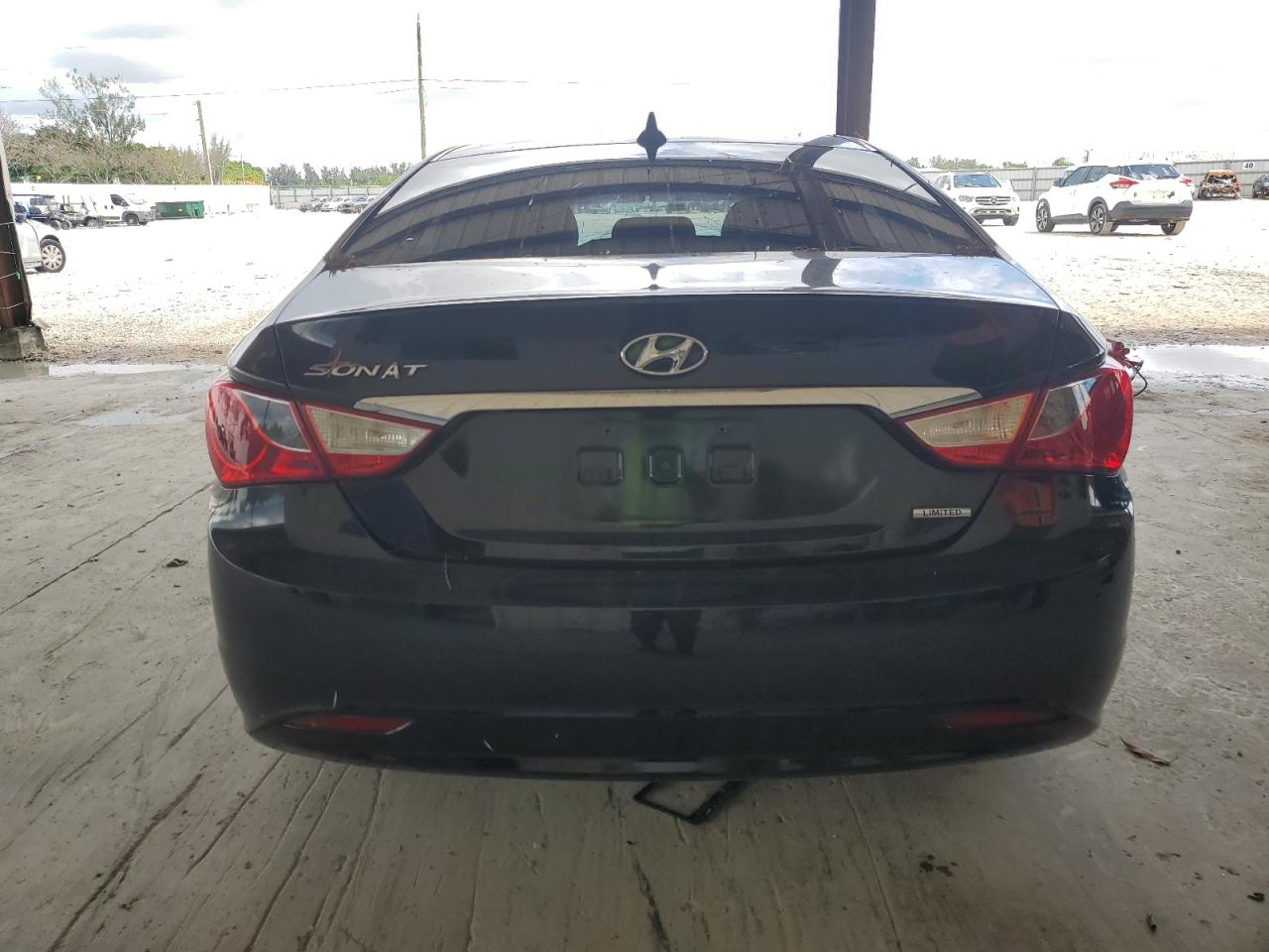 5NPEC4AC7BH307488 2011 Hyundai Sonata Se