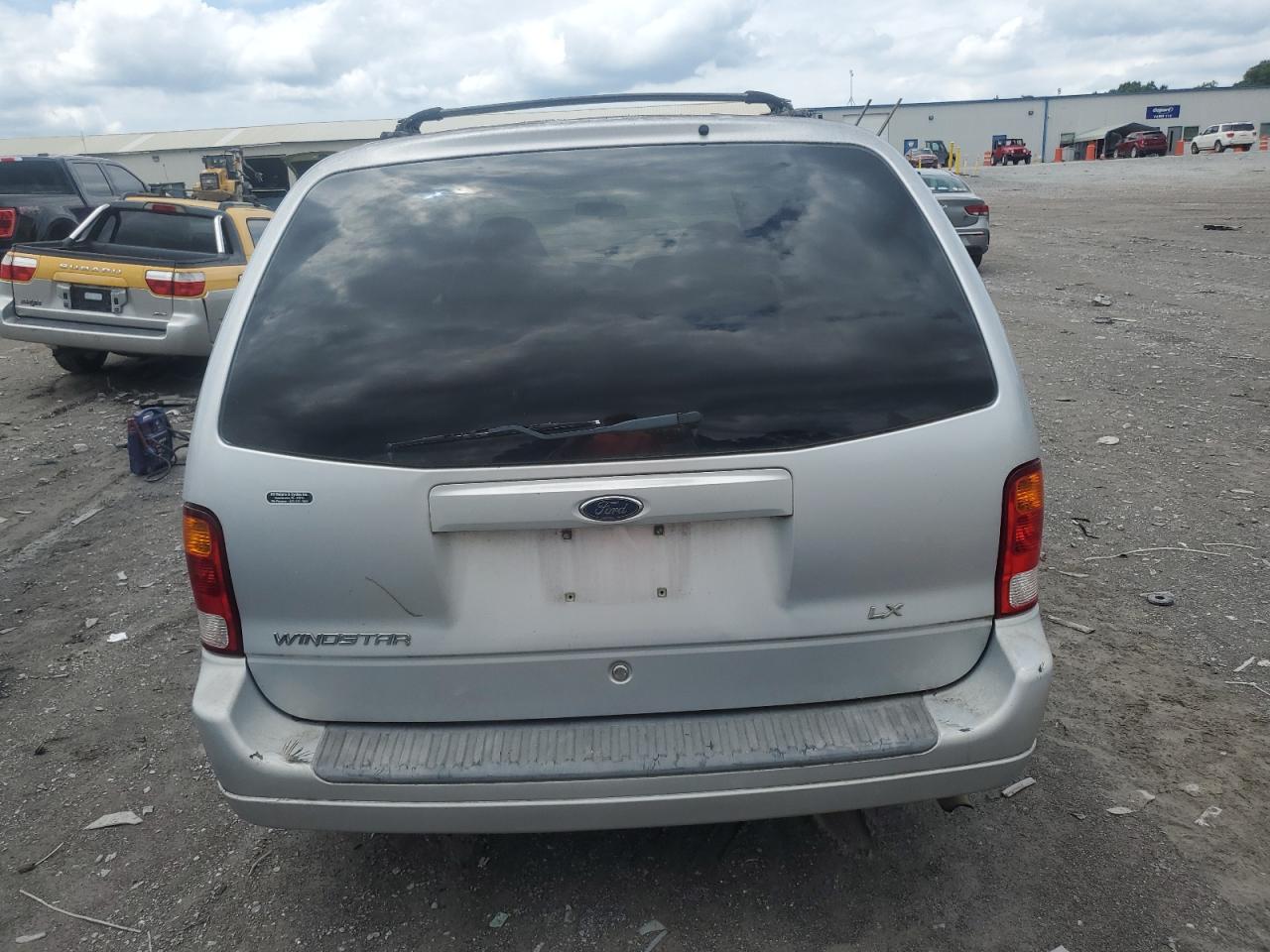 2FMZA51493BA40997 2003 Ford Windstar Lx