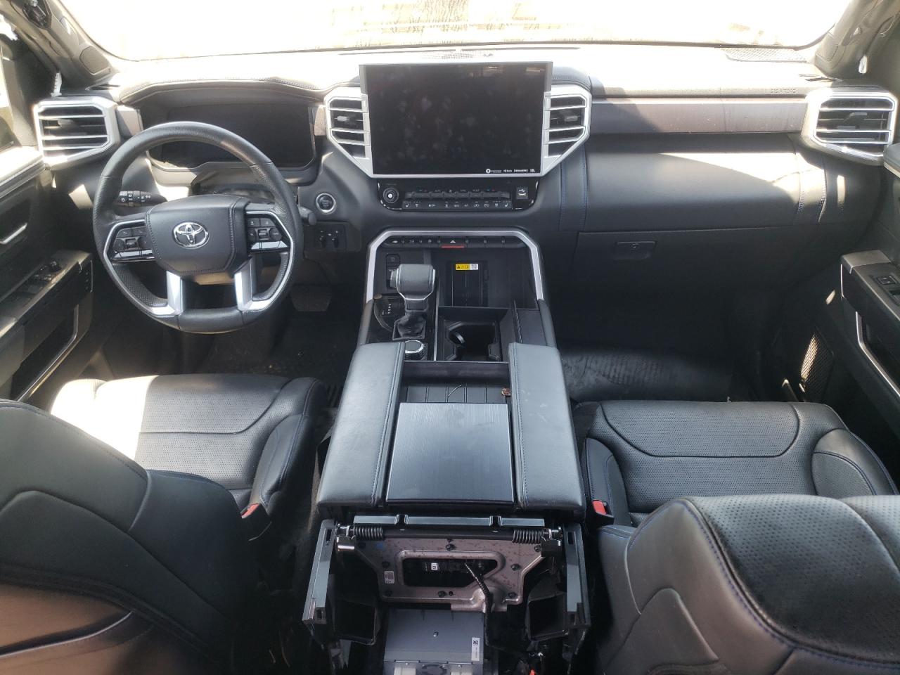 5TFNA5DB5NX030847 2022 Toyota Tundra Crewmax Platinum