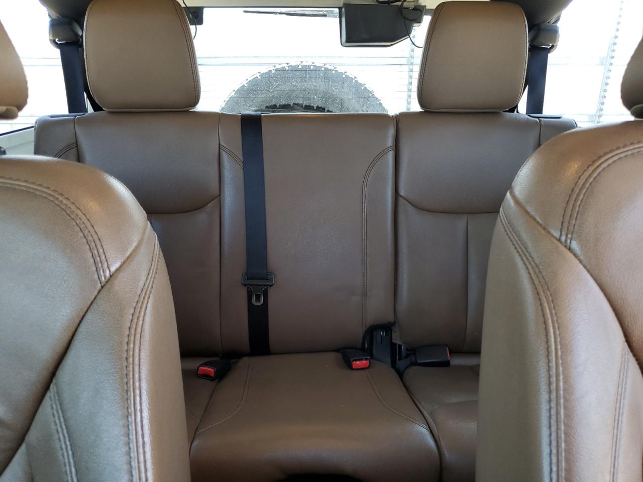 1C4HJWFG3DL571056 2013 Jeep Wrangler Unlimited Rubicon