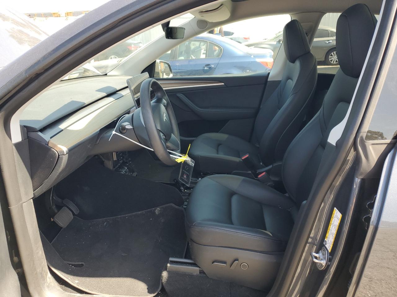 7SAYGDEE4PA037736 2023 Tesla Model Y