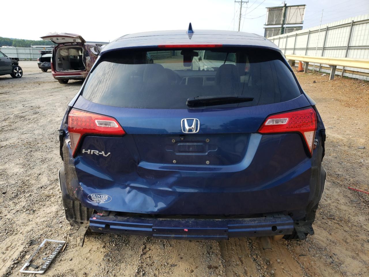 3CZRU5H57HM702084 2017 Honda Hr-V Ex