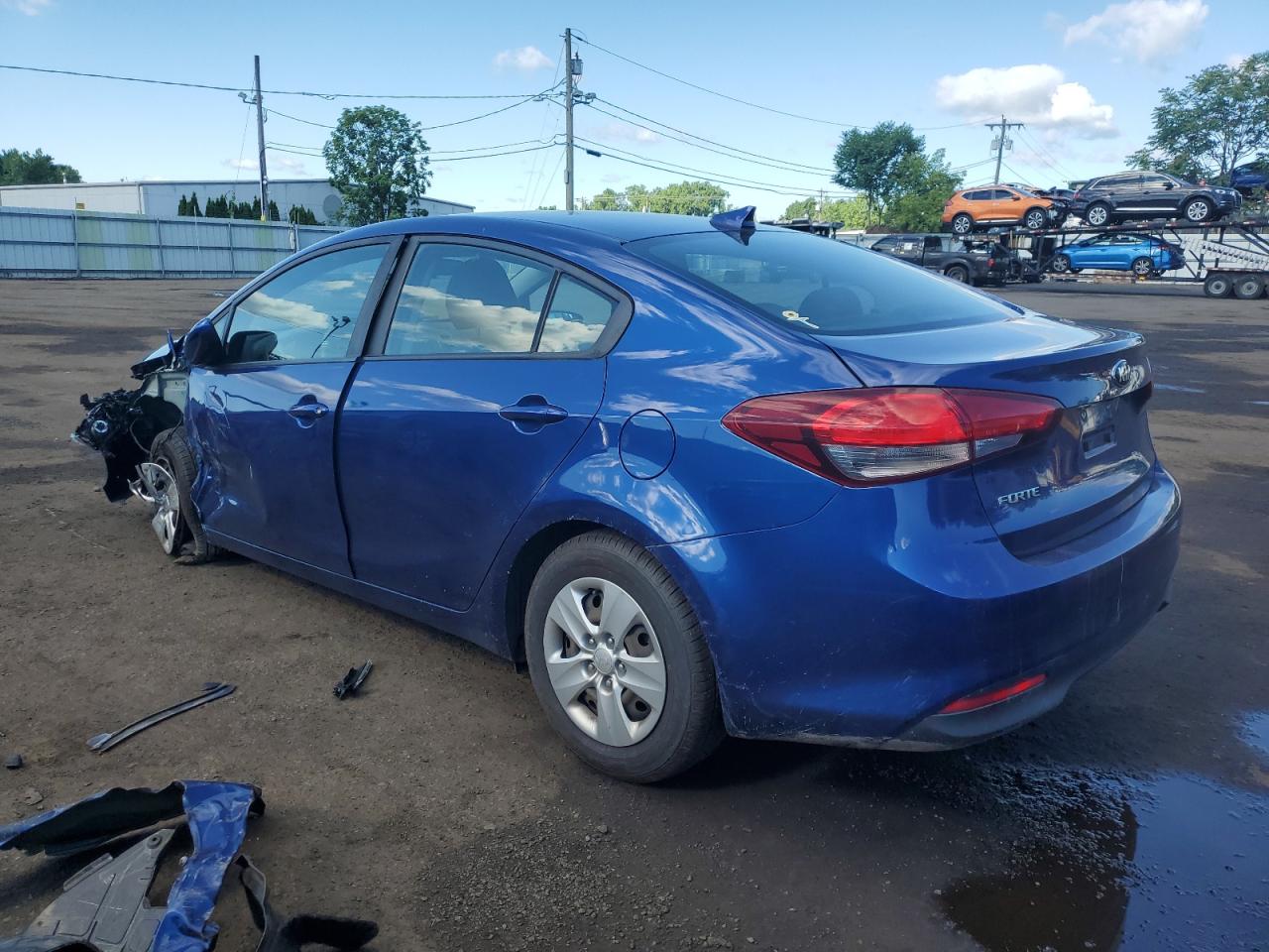 3KPFL4A72JE273289 2018 Kia Forte Lx