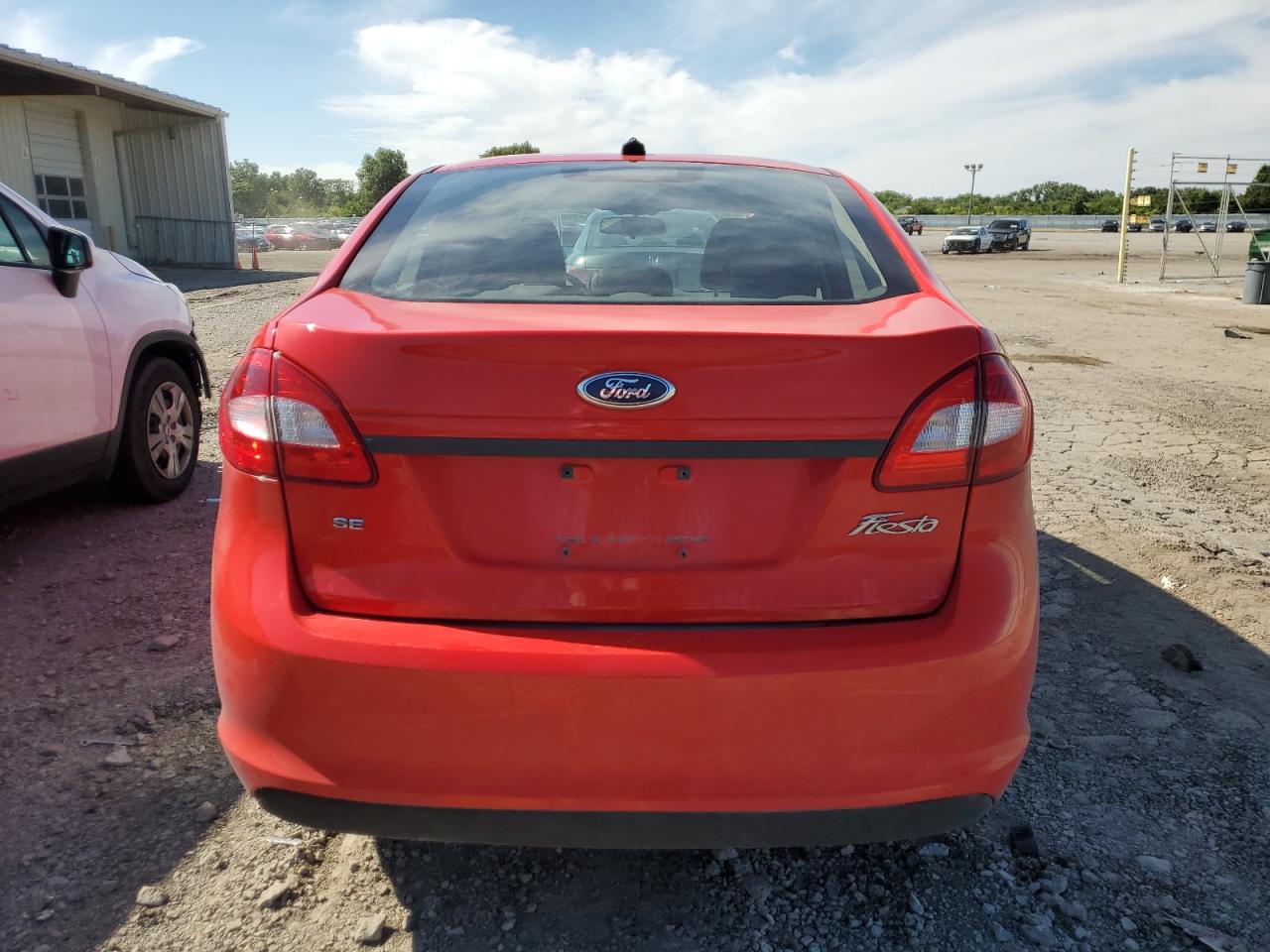 3FADP4BJ1DM203966 2013 Ford Fiesta Se