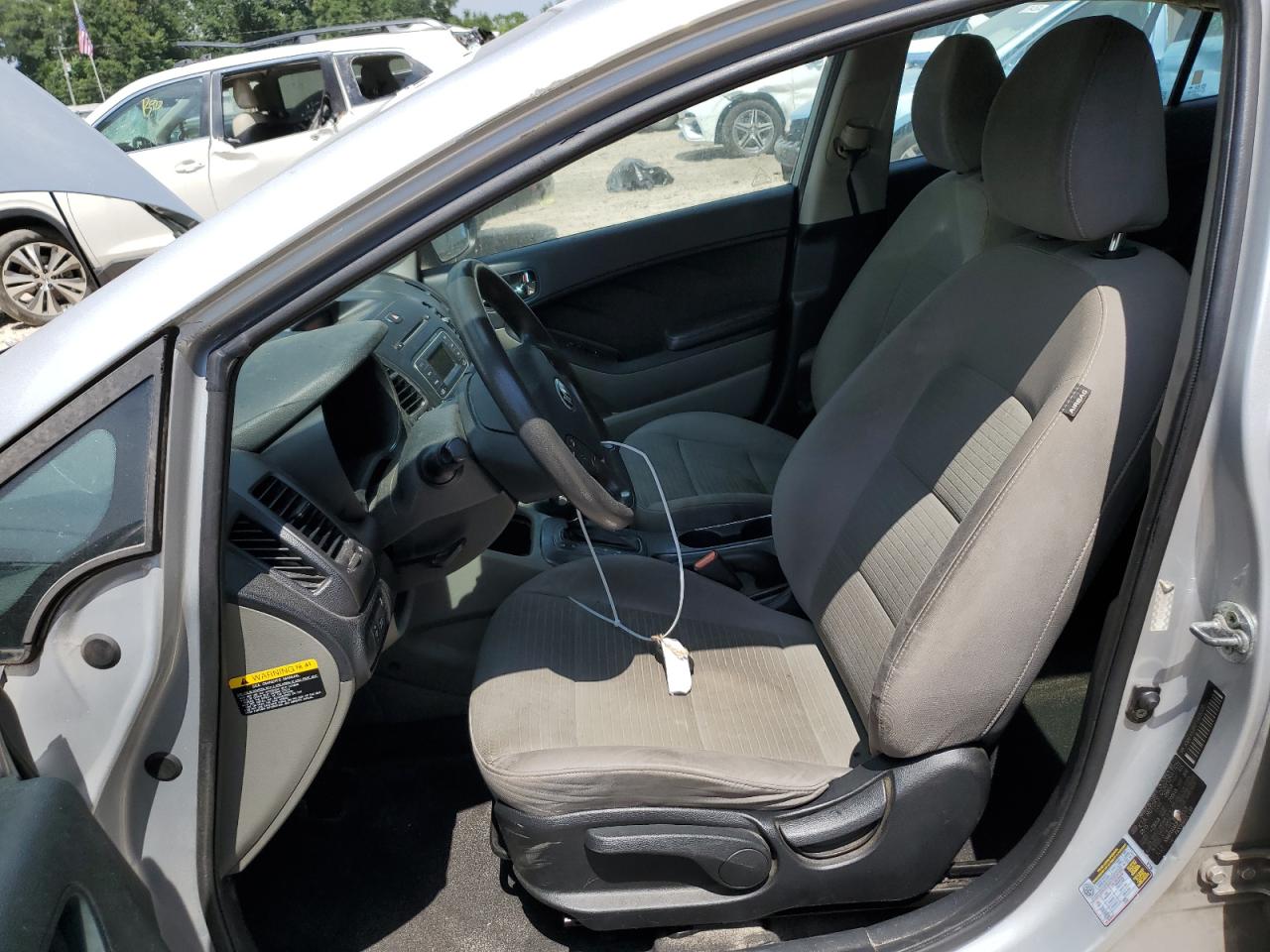 KNAFX4A61F5428328 2015 Kia Forte Lx