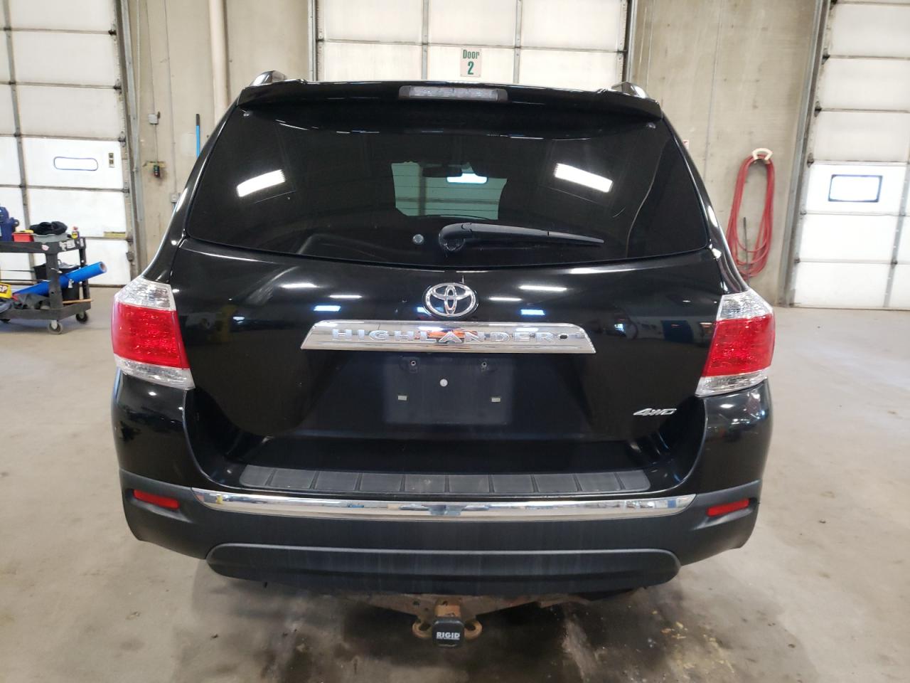 5TDBK3EH3CS132075 2012 Toyota Highlander Base