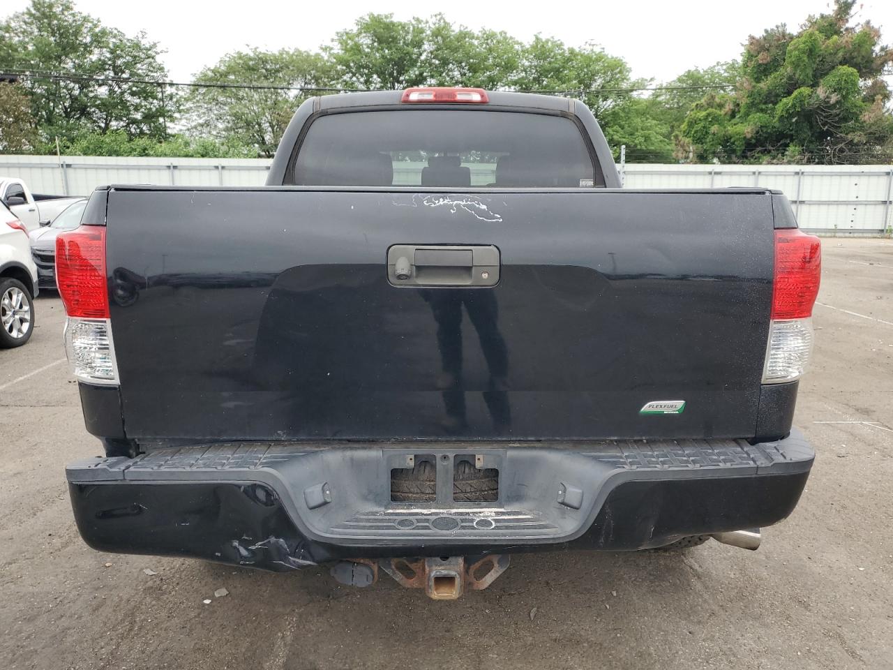 5TFDW5F1XAX105991 2010 Toyota Tundra Crewmax Sr5