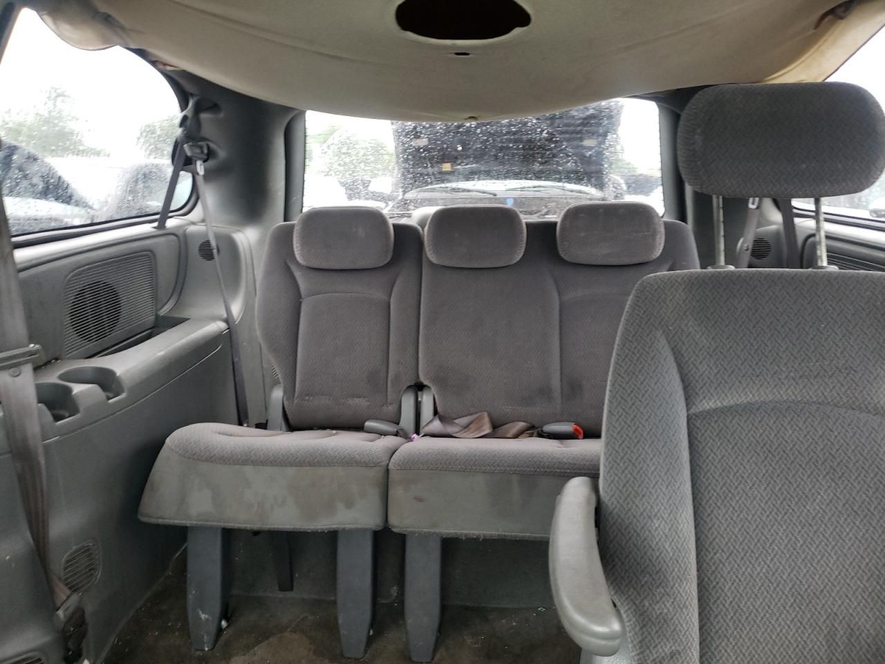 2C4GP44R25R423377 2005 Chrysler Town & Country Lx