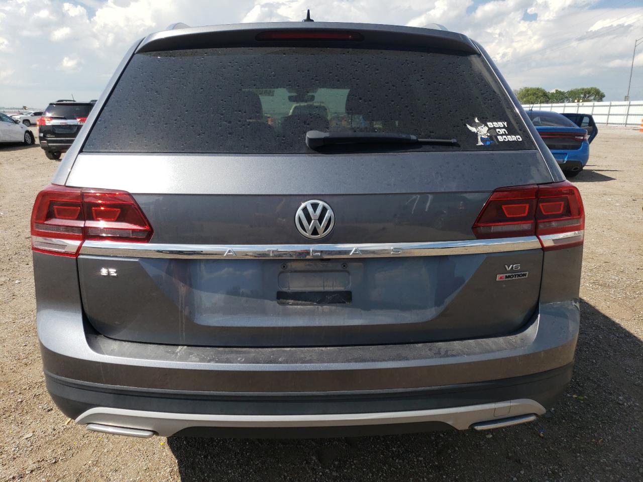 1V2LR2CAXJC512026 2018 Volkswagen Atlas Se