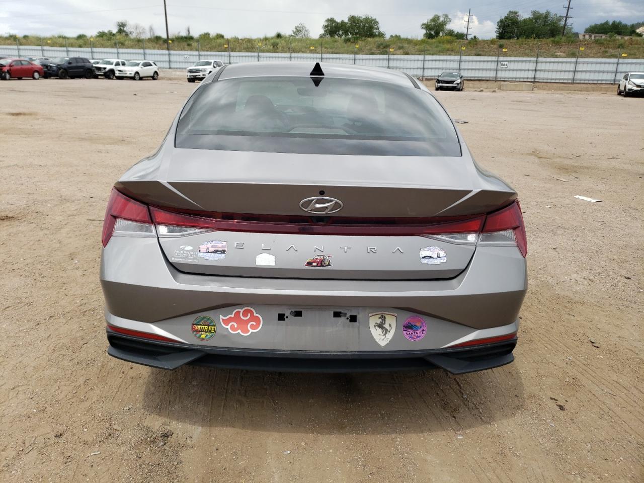 2021 Hyundai Elantra Sel vin: KMHLS4AG2MU066277