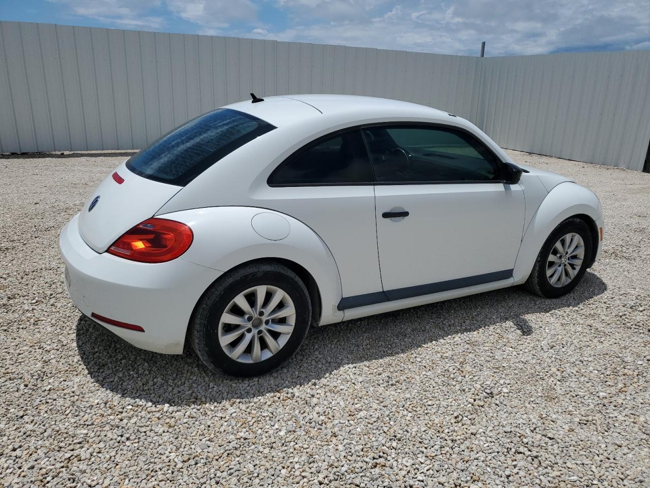 3VWF17AT1EM640745 2014 Volkswagen Beetle