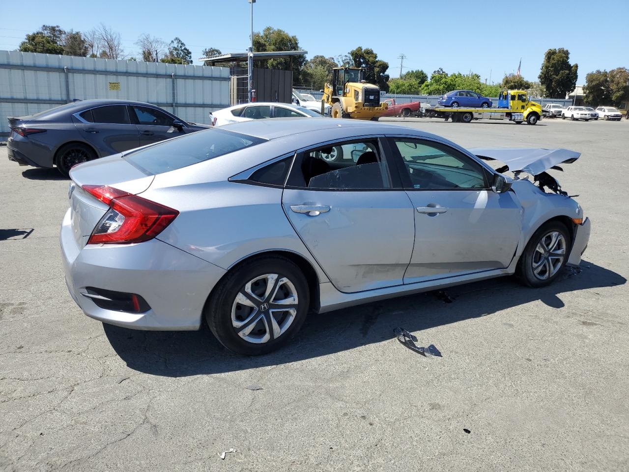 2018 Honda Civic Lx vin: 2HGFC2F5XJH557285